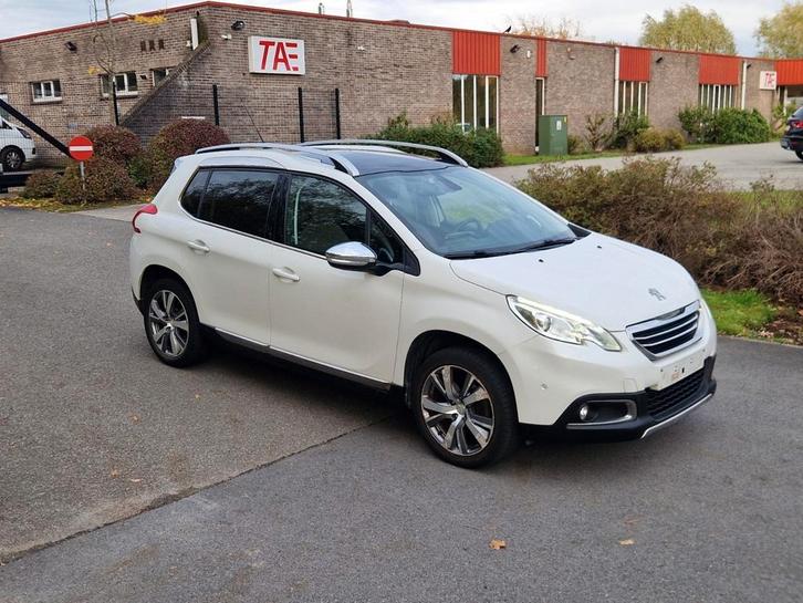 Peugeot*2008-editie*Euro6 vol* Benzine, Auto's, Peugeot, Bedrijf, Te koop, ABS, Adaptive Cruise Control, Airbags, Airconditioning