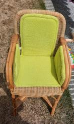 Rieten kinderstoel, Kinderen en Baby's, Kinderstoelen, Ophalen, Zo goed als nieuw, Overige typen, Aanschuifbaar