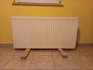 Radiateur pour chauffage central, type 22, 120cm/60cm disponible aux enchères