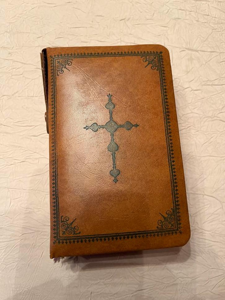 Kerkmissaal, Verzamelen, Religie, Boek, Ophalen of Verzenden