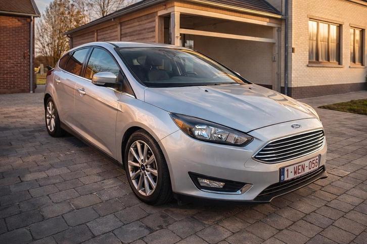 Ford Focus 1000cc essence Ecoboost 125ch, Autos, Ford, Particulier, Focus, ABS, Airbags, Air conditionné, Alarme, Android Auto