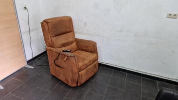 fauteuil relax électrique janssoone en daim taille xxl pour  disponible aux enchères