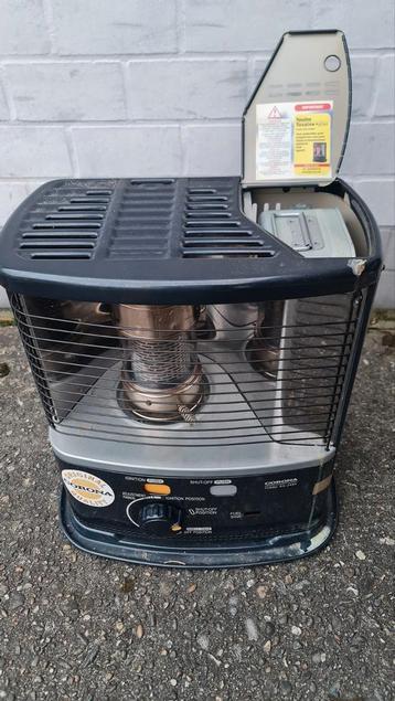 Petroleum Kachel Corona Tosaine 2400W beschikbaar voor biedingen