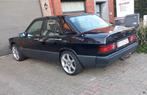 Mercedes 190 w201 oldtimer, 5 vit.,weinig km's, goede staat, Auto's, Mercedes-Benz, 4 deurs, 4 cilinders, Zwart, 55 kW
