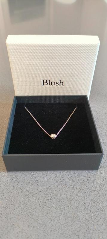 14K verfijnd witgoud armband Blush  beschikbaar voor biedingen