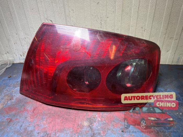 Achterlicht rechts van een Peugeot 407, Auto-onderdelen, Verlichting, Peugeot, Gebruikt, 3 maanden garantie, Ophalen of Verzenden