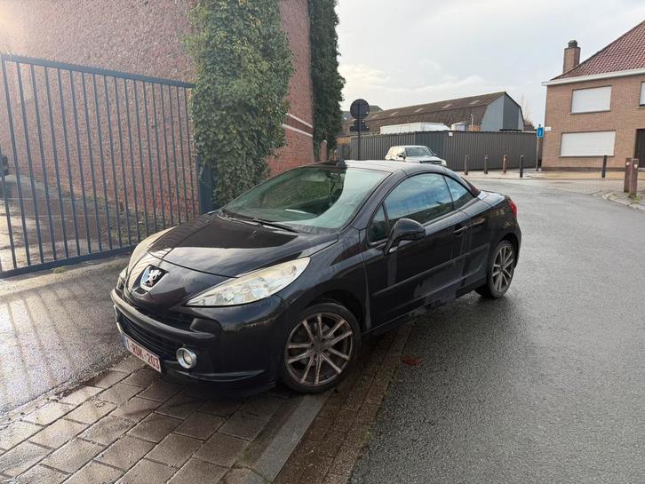 Peugeot 207cc cabrio diesel, Autos, Peugeot, Particulier, ABS, Airbags, Air conditionné, Alarme, Ordinateur de bord, Verrouillage central