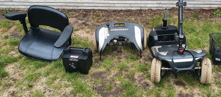 MET NIEUWE ACCU'S!!
 Venus 4. demontable/demonteerbaar in 5, Diversen, Brommobielen en Scootmobielen, Ophalen