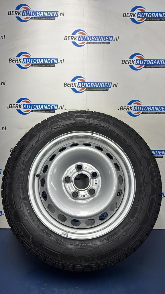 Originele 16 inch Volkswagen winterset 5x120x65.1 ET60 (T5 /, Auto-onderdelen, Banden en Velgen, Banden en Velgen, Winterbanden