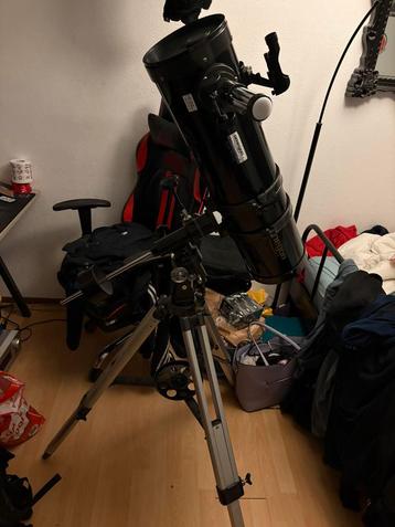Spiegeltelescoop, 80 tot 200 mm, Met statief, Zo goed als nieuw, Spiegeltelescoop (reflector)