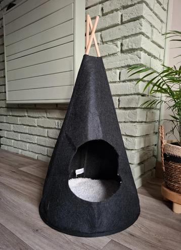 Maison Tipie pour chat  beschikbaar voor biedingen