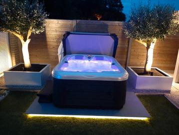 Wellis spa mars, 3 personen beschikbaar voor biedingen