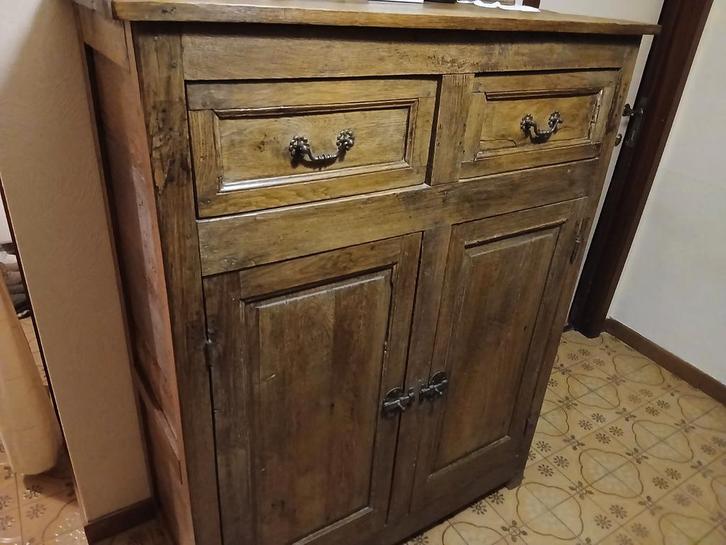 Meuble en chêne, Maison & Meubles, Armoires | Commodes, Chêne, Enlèvement