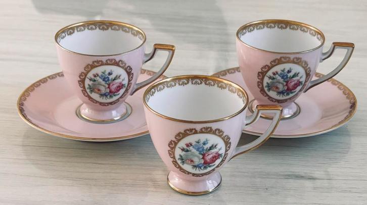 Lot de 3 tasses et 2 soucoupes Tettau Allemagne, Antiek en Kunst, Antiek | Servies compleet, Ophalen
