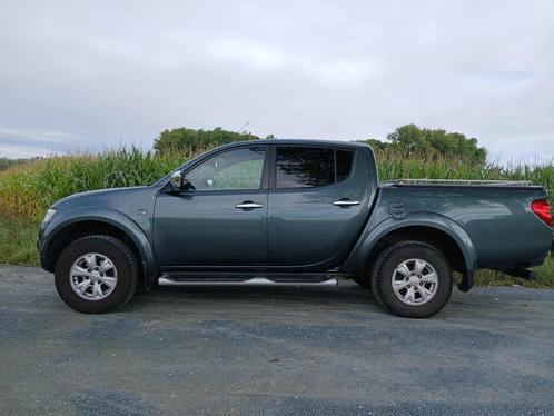 Mitsubishi L200 2.5 DI-D 4WD, Auto's, Mitsubishi, Particulier, L200, 4x4, ABS, Airbags, Airconditioning, Centrale vergrendeling