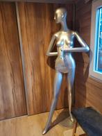 Superbe mannequin SCHLAPPI made in Switzerland. Etat impecca, Vêtements | Femmes, Vêtements Femmes Autre, Enlèvement