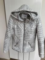 Nouveau : veste magnifiquement doublée avec capuche amovible, Taille 38/40 (M), Enlèvement ou Envoi, Saturne, Manteau