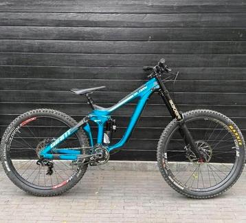 Giant Glory Advanced 0 Downhill, Fietsen en Brommers, Ophalen, Gebruikt, Giant