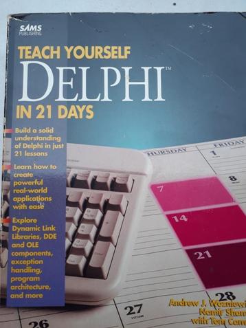 8 boeken over de programmeertaal Delphi.  beschikbaar voor biedingen