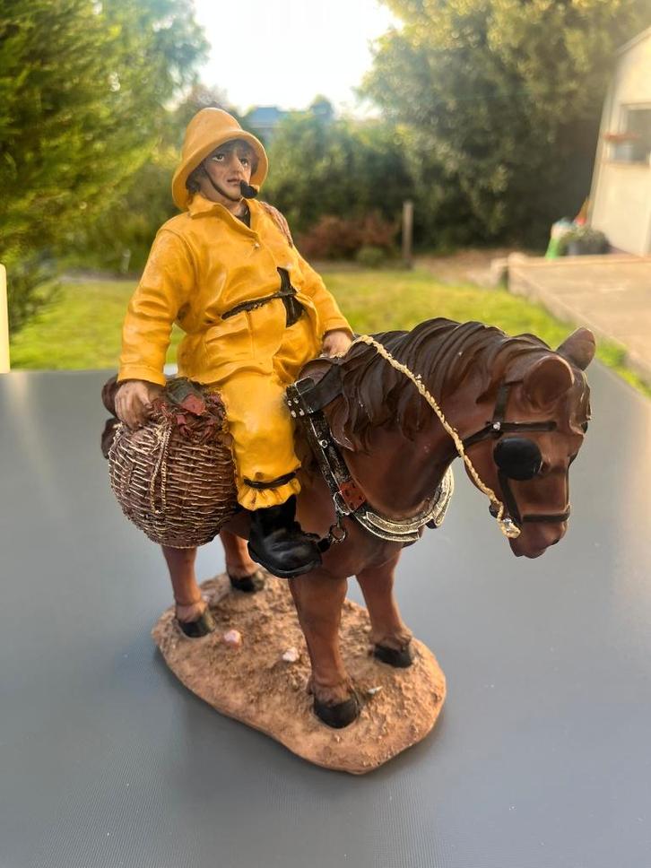 Statue décorative de pêcheur à cheval, Collections, Statues & Figurines, Utilisé, Humain, Enlèvement ou Envoi