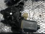 Moteur lève vitre avant gauche Audi A4 2014-2020 LP/14961, Ophalen, Gebruikt, Audi