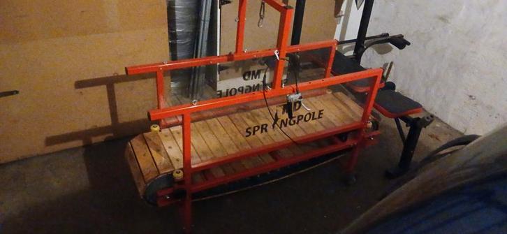 Loopband hond merk springpole, Animaux & Accessoires, Accessoires pour chiens, Enlèvement