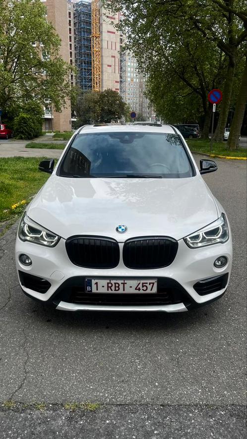 BMW X1 xDrive 18d, Autos, BMW, Particulier, X1, ABS, Caméra de recul, Phares directionnels, Régulateur de distance, Airbags, Air conditionné