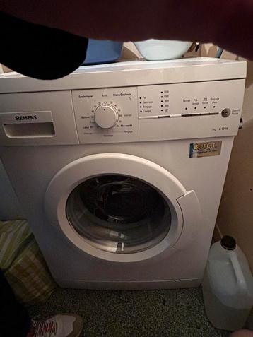 Lave linge Siemens . Très peu servi.  beschikbaar voor biedingen
