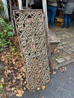 Paar grote Franse gietijzeren ornamenten, Ophalen