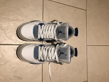 Nike air Jordan 4 retro beschikbaar voor biedingen