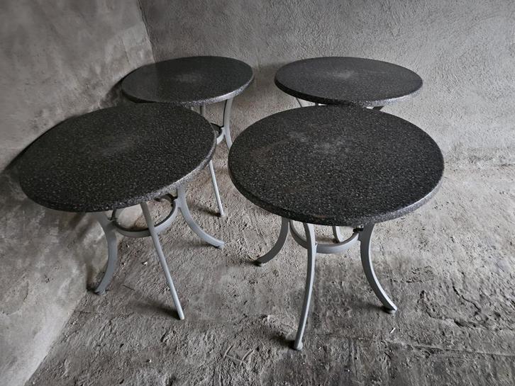 4 Tuintafels met grijs marmeren-look blad, Tuin en Terras, Tuintafels, Gebruikt, Rond, Metaal, Ophalen