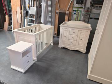 Baby kamer beschikbaar voor biedingen