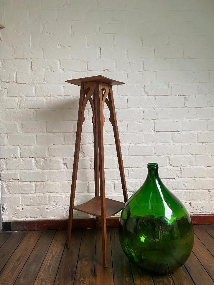 Antieke art nouveau plantenstandaard | Houten sokkel, Antiek en Kunst, Antiek | Woonaccessoires, Ophalen
