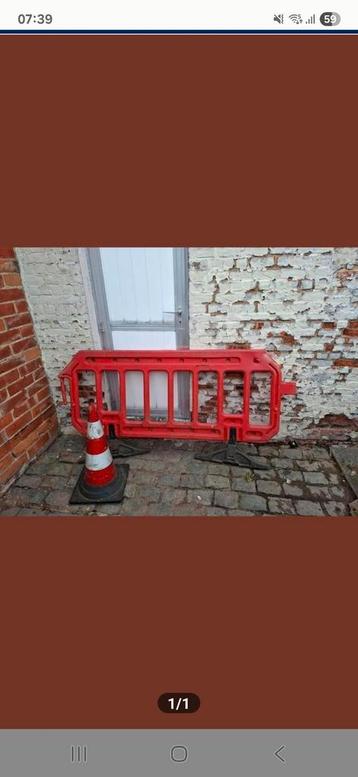 Werhek veiligheidshek plastiek  beschikbaar voor biedingen