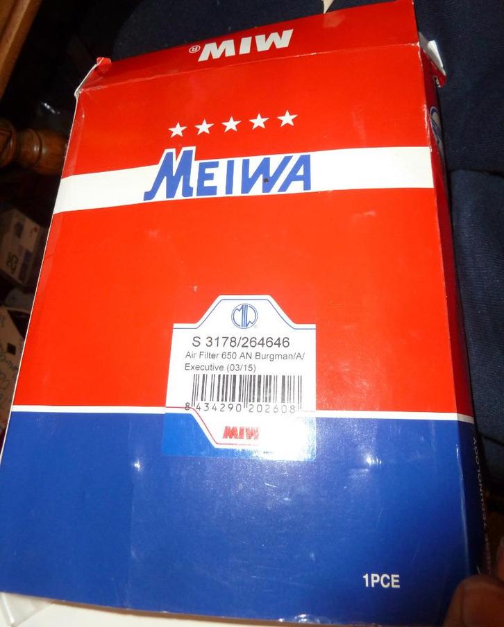 Nieuw MEIWA luchtfilter voor SUZUKI BURGMAN 650 Executive., Motoren, Onderdelen | Suzuki, Nieuw, Ophalen of Verzenden