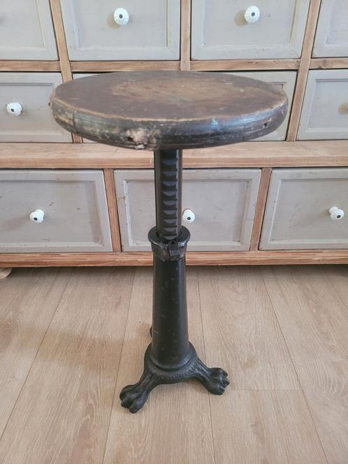 Zeldzame industriële kruk in gietijzer en hout LEES BESCHRIJ, Antiek en Kunst, Antiek | Meubels | Stoelen en Sofa's, Ophalen of Verzenden