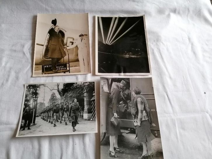 4 oude Britse foto's, Verzamelen, Militaria | Tweede Wereldoorlog, Overige soorten, Foto of Poster, Ophalen of Verzenden