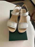 MEPHISTO sandalen maat 38 bijna nieuwstaat, Kleding | Dames, Schoenen, Mephisto, Wit, Zo goed als nieuw, Sandalen of Muiltjes