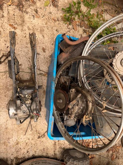 Camino onderdelen enkel in volledig lot te koop, Fietsen en Brommers, Brommers | Oldtimers, Ophalen