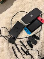 Nintendo switch rouge/bleu, Enlèvement, Comme neuf, Avec 1 manette, Switch Original
