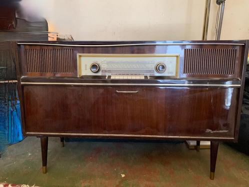 Console radio/platine vinyle vintage – meuble rétro des anné, Antiek en Kunst, Antiek | Meubels | Kasten, Ophalen