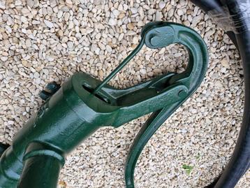 Gietijzeren waterpomp met toebehoren, Enlèvement, Comme neuf