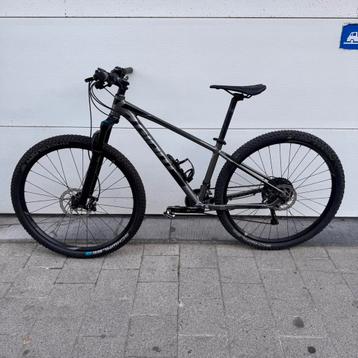 Giant XC29 Terrago - Carbon pro fiets beschikbaar voor biedingen