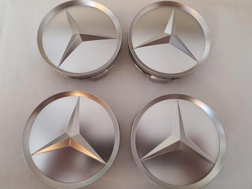 Mercedes mat zilver wieldoppen naafdoppen dia 75 mm, Auto diversen, Wieldoppen, Nieuw, Ophalen of Verzenden
