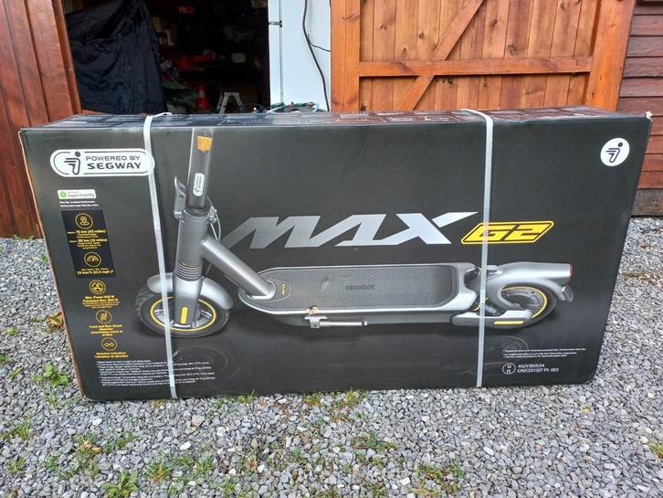 Nieuwe scooter nog in de doos, nooit gebruikt, Fietsen en Brommers, Steps, Nieuw, Ophalen