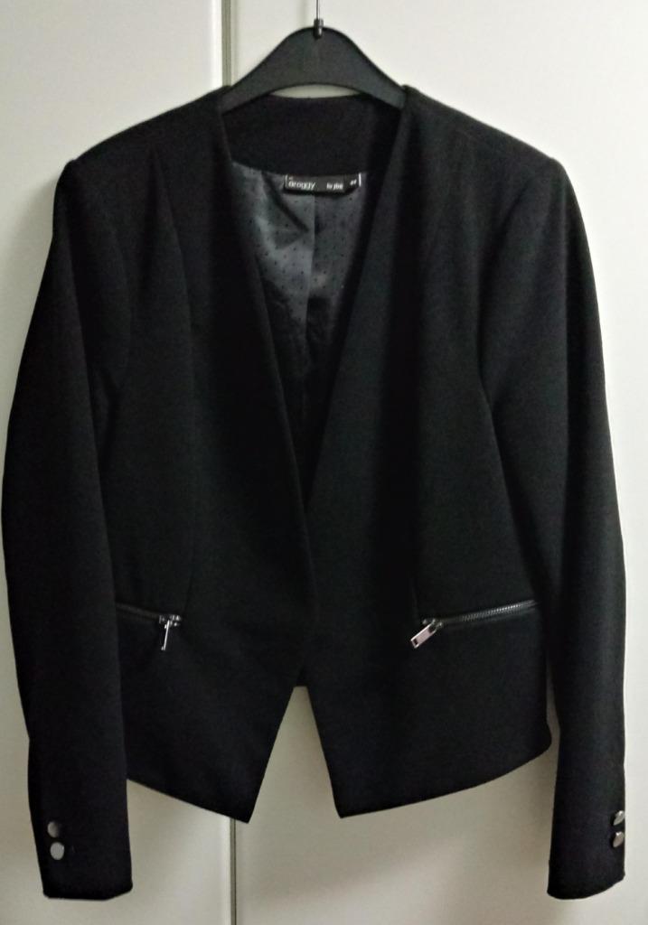 Zwarte blazer zonder kraag en zonder sluiting, maat 44, Kleding | Dames, Jasjes, Kostuums en Pakken, Zo goed als nieuw, Maat 42/44 (L)