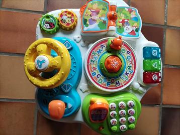 Speeltafel / activity table Vtech  beschikbaar voor biedingen