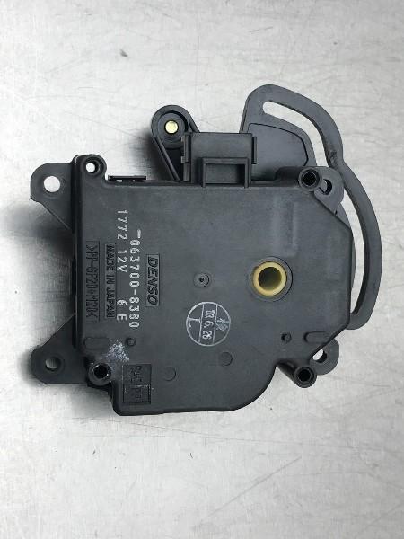 KACHELSTELMOTOR Toyota Previa (R3) (|0637008380|PREVIA|), Auto-onderdelen, Airco en Verwarming, Toyota, Gebruikt
