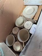 tasses et sous tasse, Maison & Meubles, Neuf, Enlèvement ou Envoi, Poterie rustique, Poterie