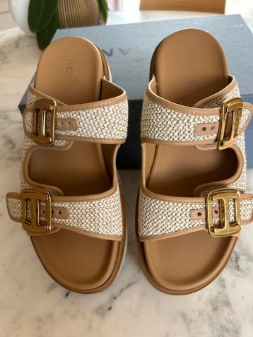 Hogan Slippers beschikbaar voor biedingen